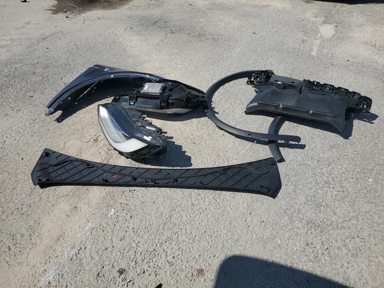 2020 Tesla Model X VIN: 5YJXCDE24LF250063 Lot: 56341935