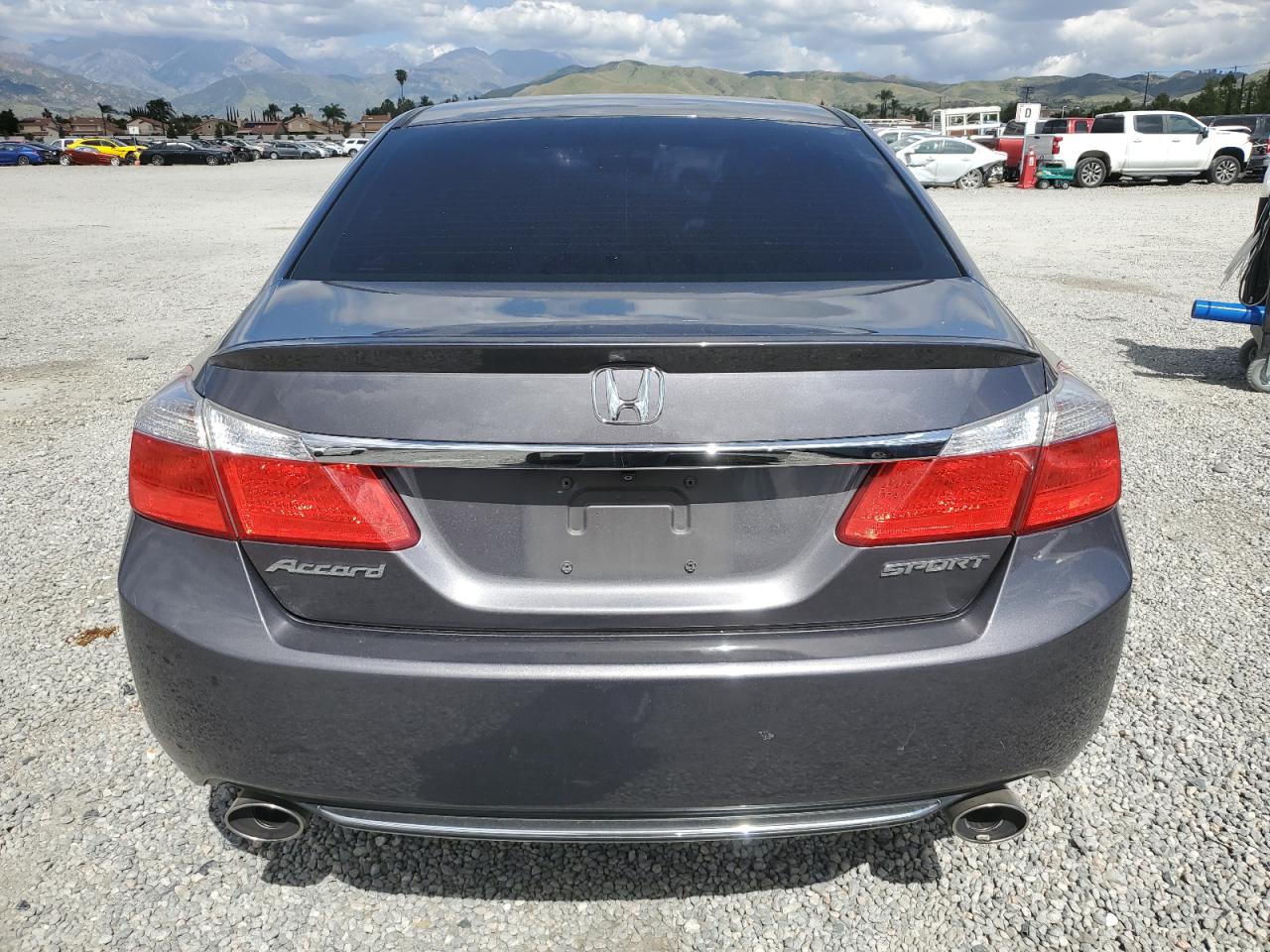 2015 Honda Accord Sport VIN: 1HGCR2F58FA148886 Lot: 56768025