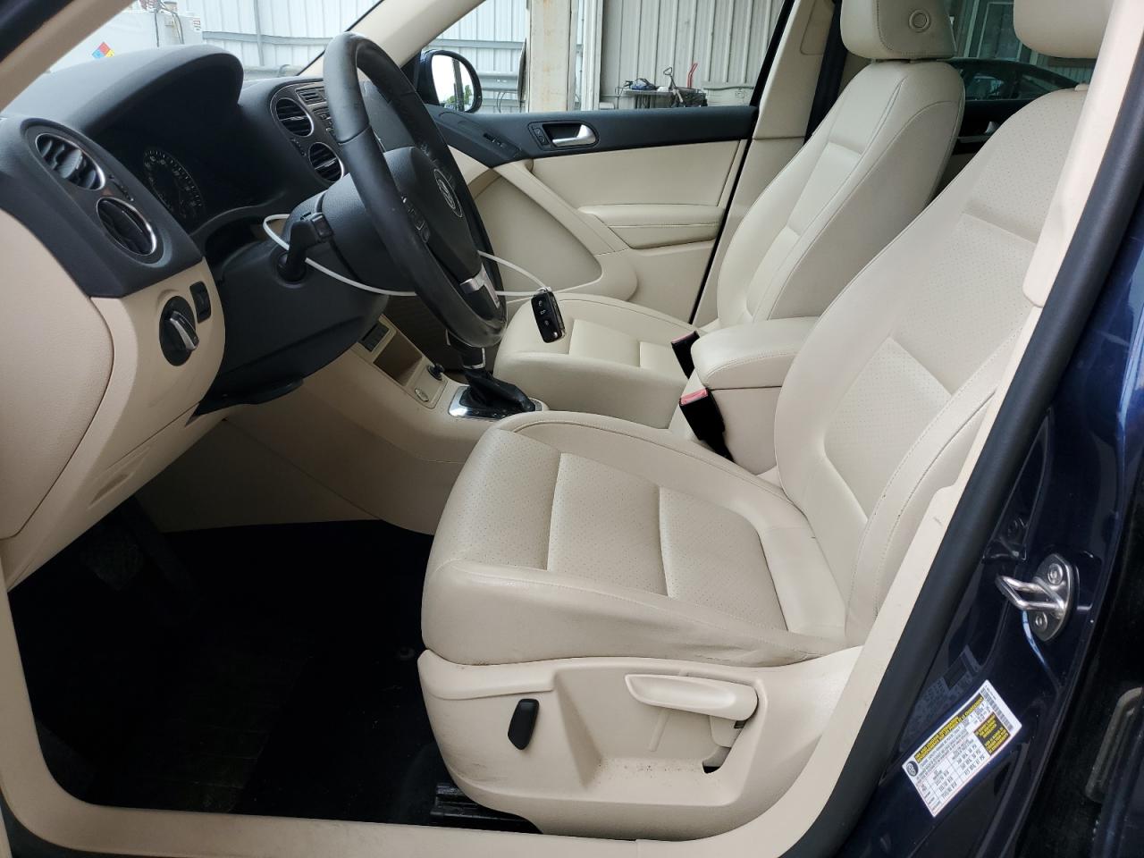 2014 Volkswagen Tiguan S VIN: WVGBV3AX9EW528255 Lot: 56741795