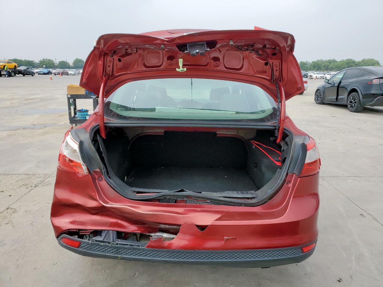 2014 Ford Focus Se VIN: 1FADP3F2XEL227229 Lot: 56669805