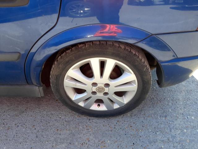 2002 VAUXHALL ASTRA SXI