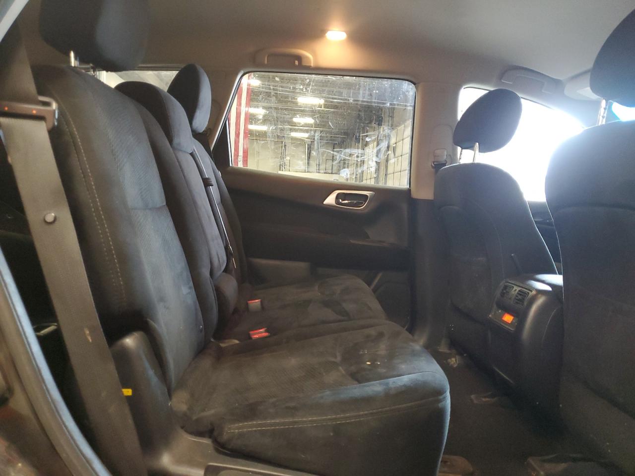 2015 Nissan Pathfinder S VIN: 5N1AR2MM0FC712210 Lot: 57461895