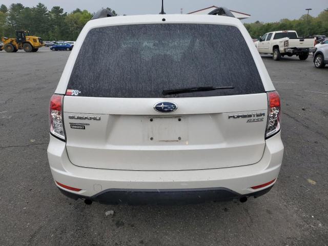 Паркетники SUBARU FORESTER 2012 Білий