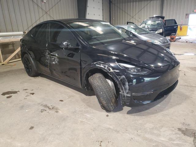  TESLA MODEL Y 2023 Черный
