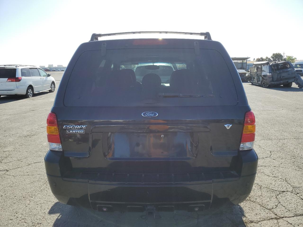2005 Ford Escape Limited VIN: 1FMCU94145KC29491 Lot: 56800915