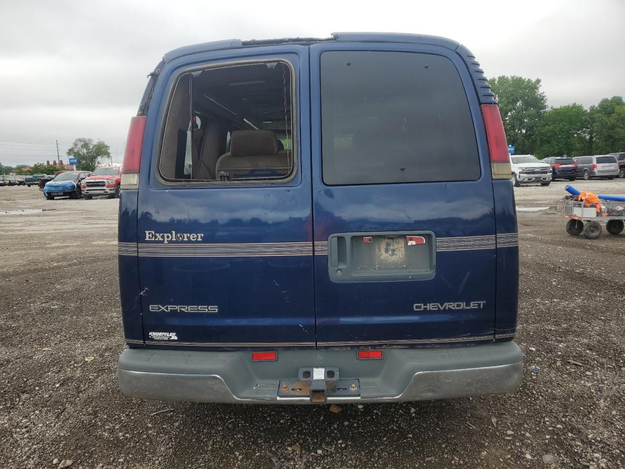 2001 Chevrolet Express G1500 VIN: 1GBFG15R911239338 Lot: 57106595