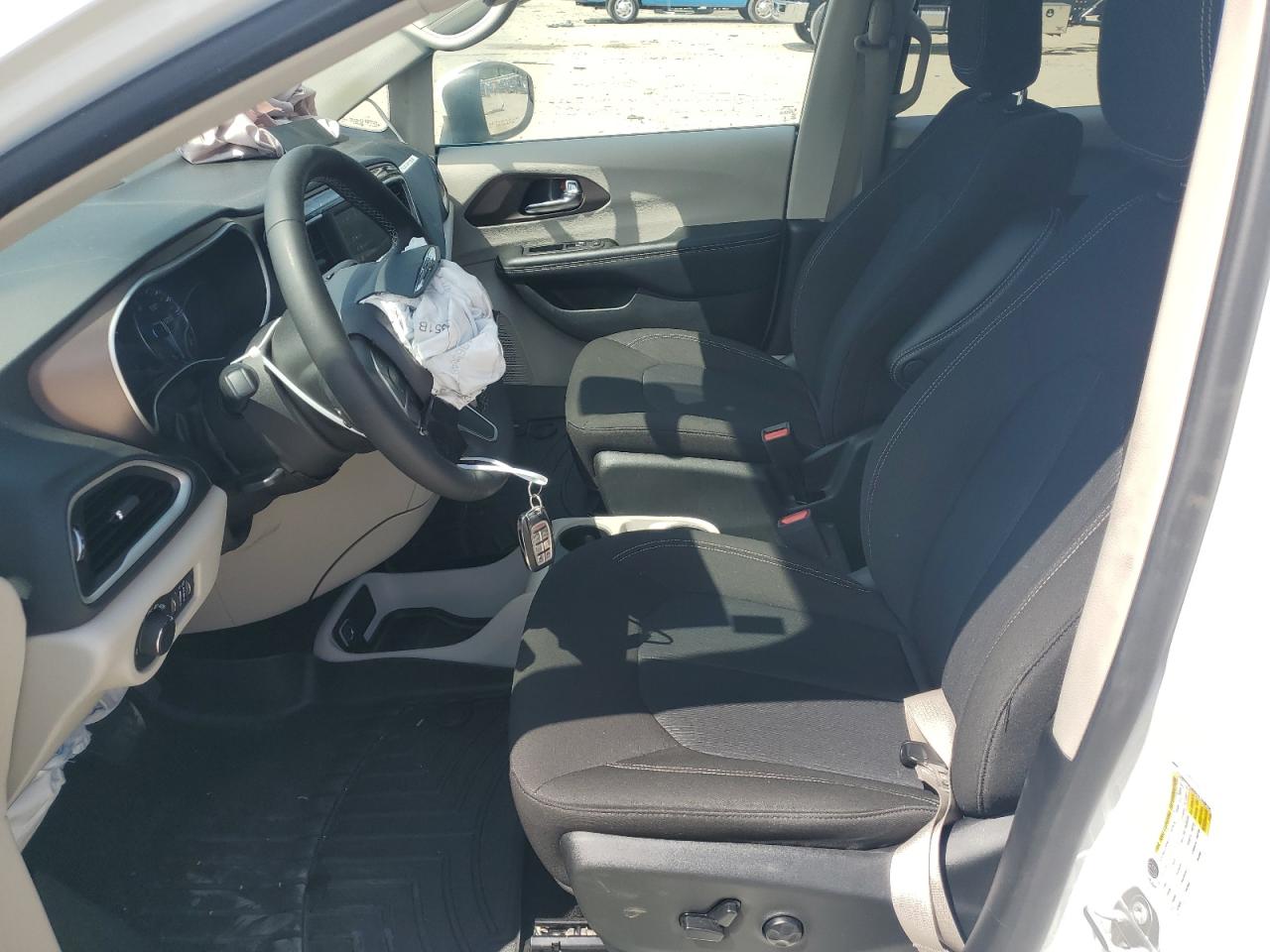 2023 Chrysler Voyager Lx VIN: 2C4RC1CG9PR526611 Lot: 56303645