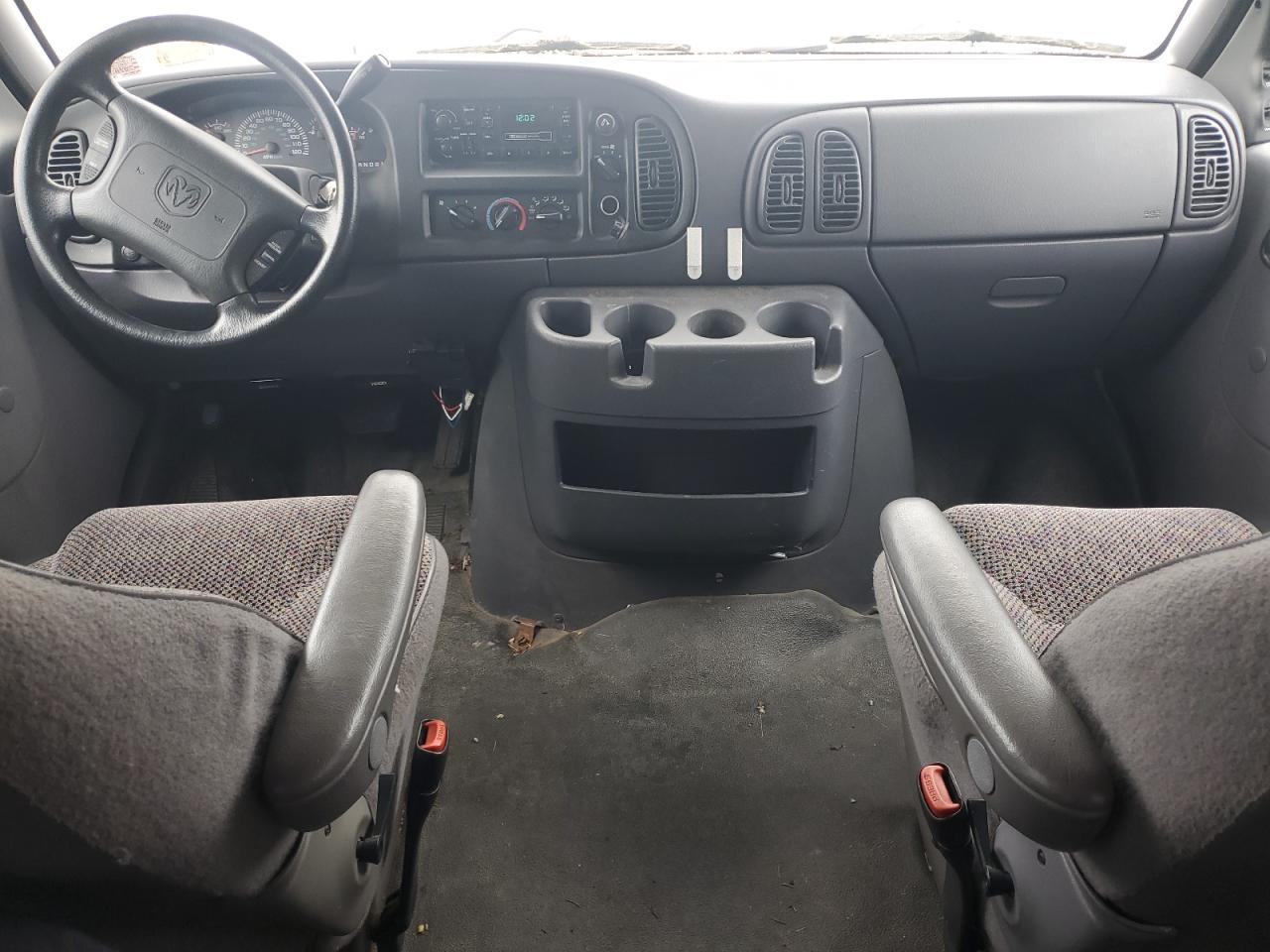 2000 Dodge Ram Wagon B3500 VIN: 2B5WB35Y5YK179904 Lot: 56724115