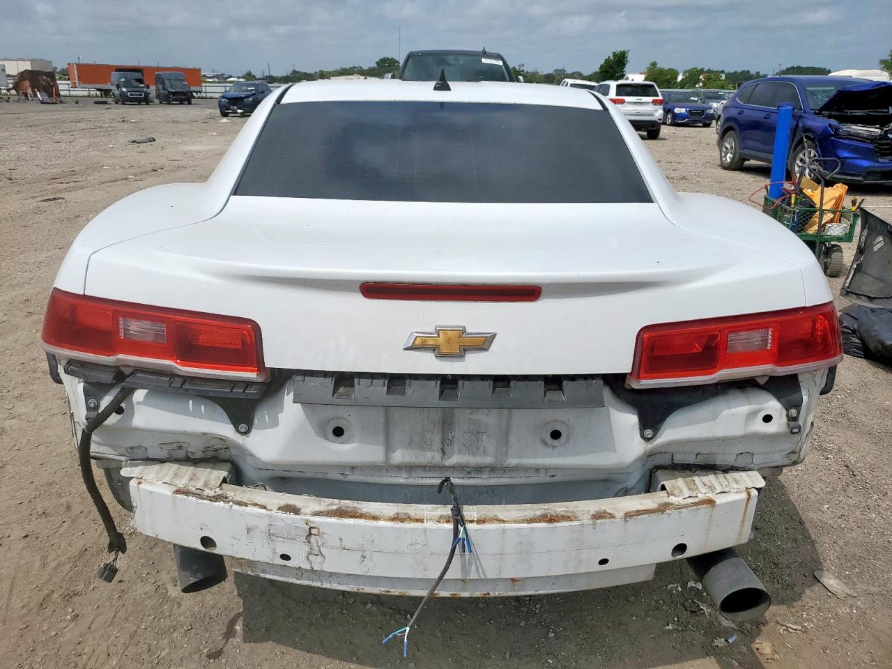 2014 Chevrolet Camaro Ls VIN: 2G1FA1E39E9290972 Lot: 56696385