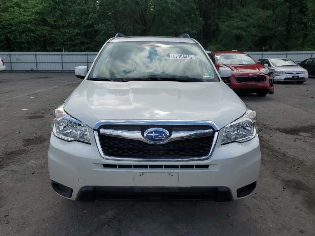  SUBARU FORESTER 2016 Белы