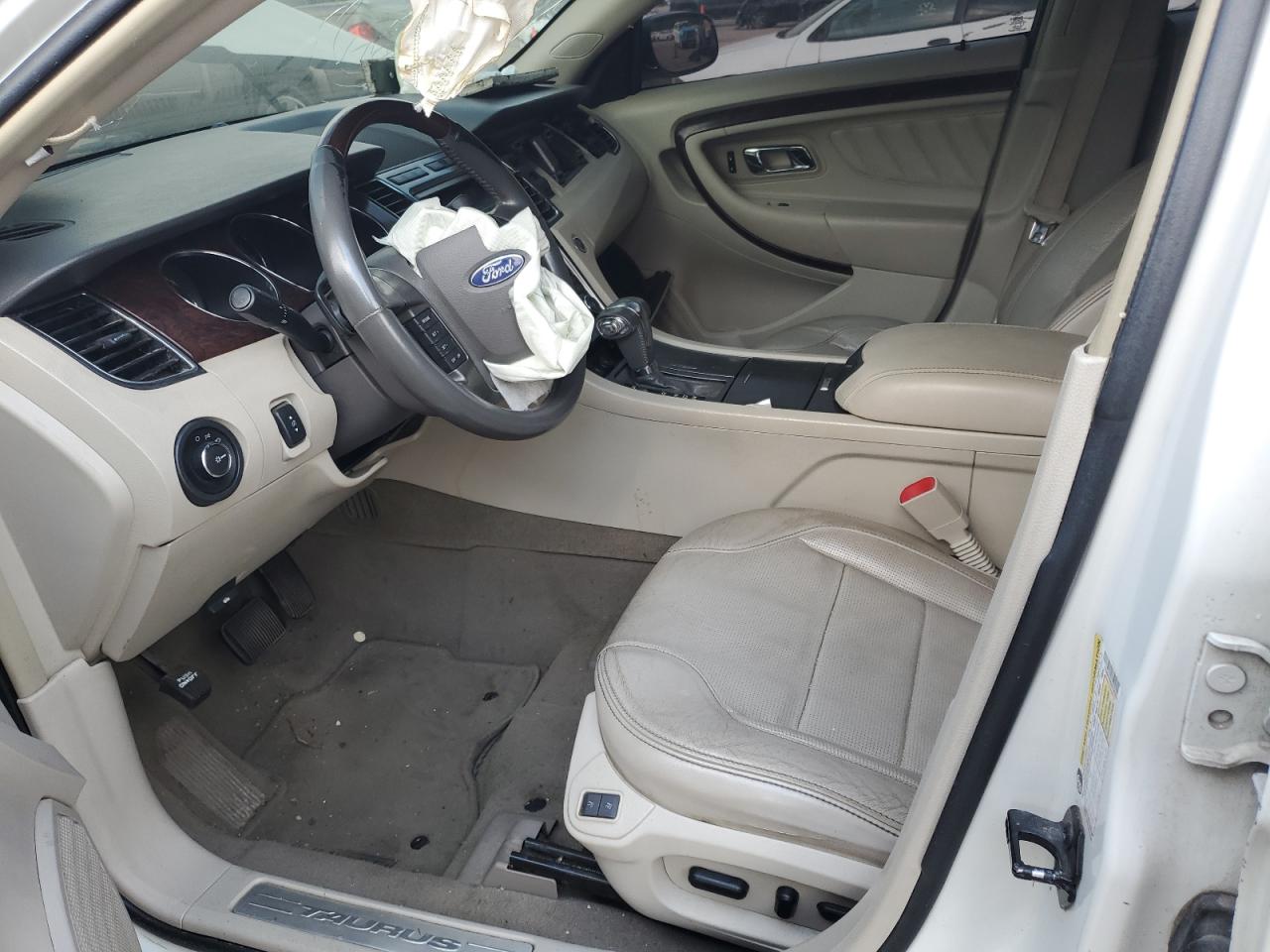 2010 Ford Taurus Limited VIN: 1FAHP2FW0AG129361 Lot: 57039915