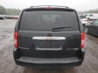 2010 Chrysler Town & Country Touring продається в Finksburg, MD - Front End