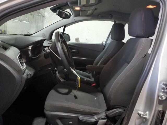  CHEVROLET TRAX 2019 Серебристый