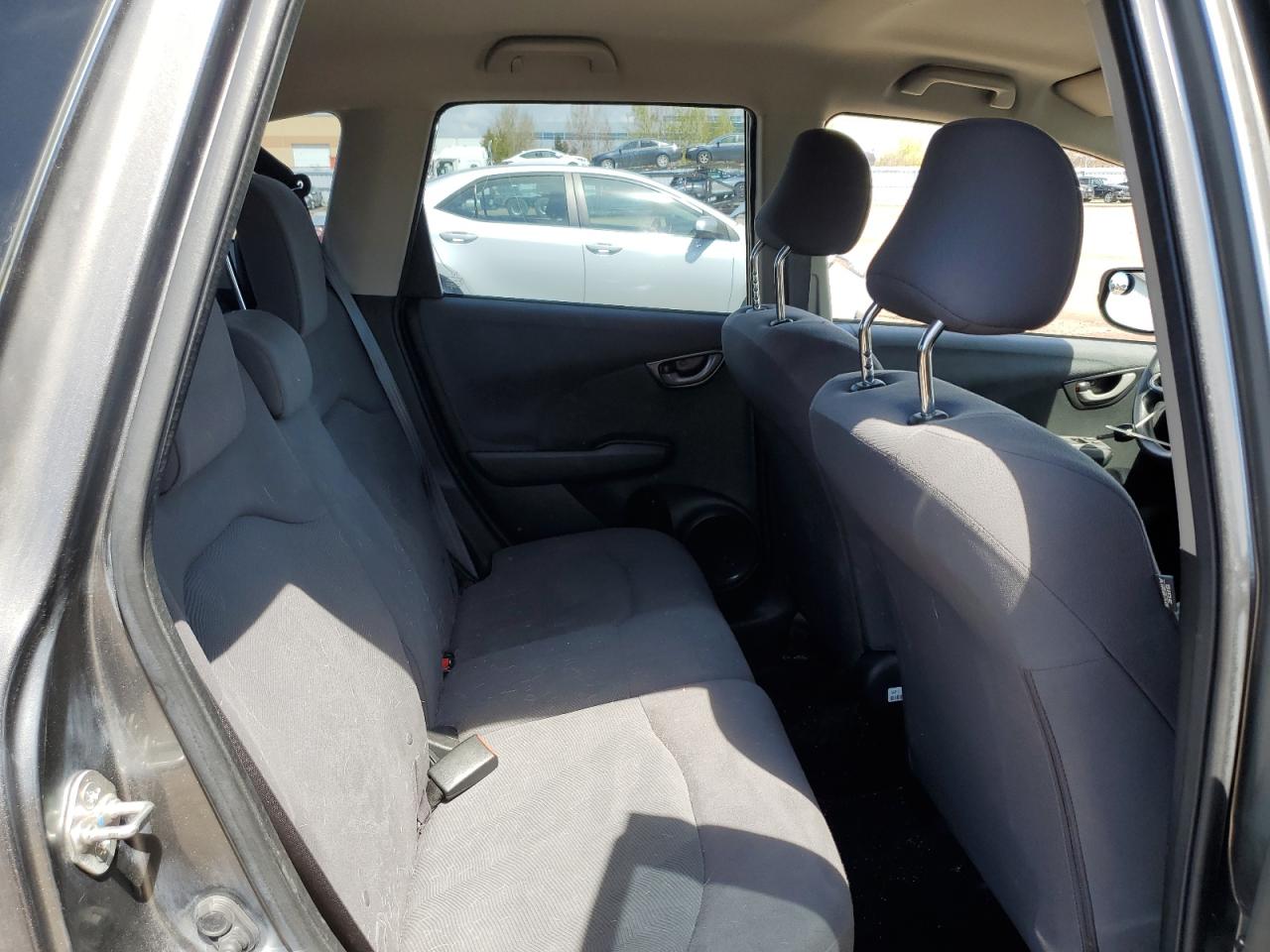2014 Honda Fit Lx VIN: LUCGE8H5XE3005576 Lot: 56978835
