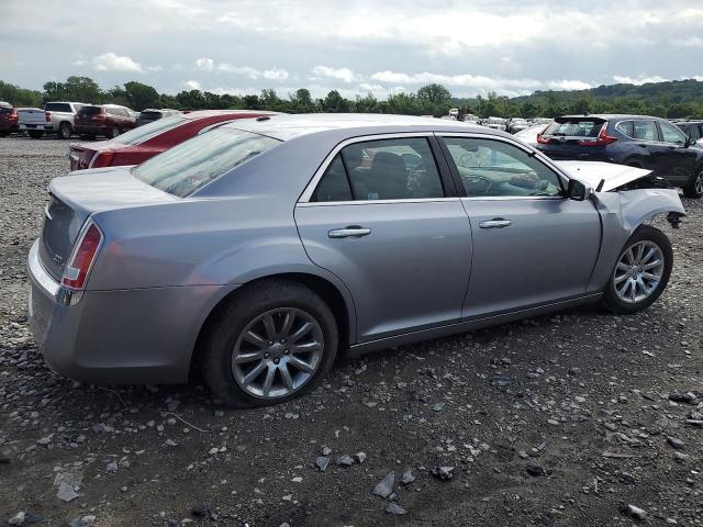  CHRYSLER 300 2013 Серебристый