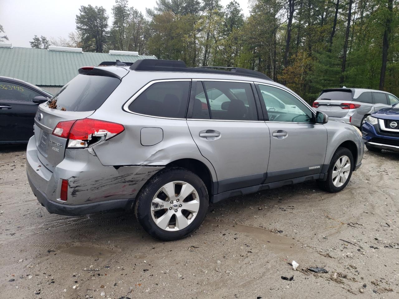 2011 Subaru Outback 2.5I Limited VIN: 4S4BRBJC6B3443219 Lot: 53818175