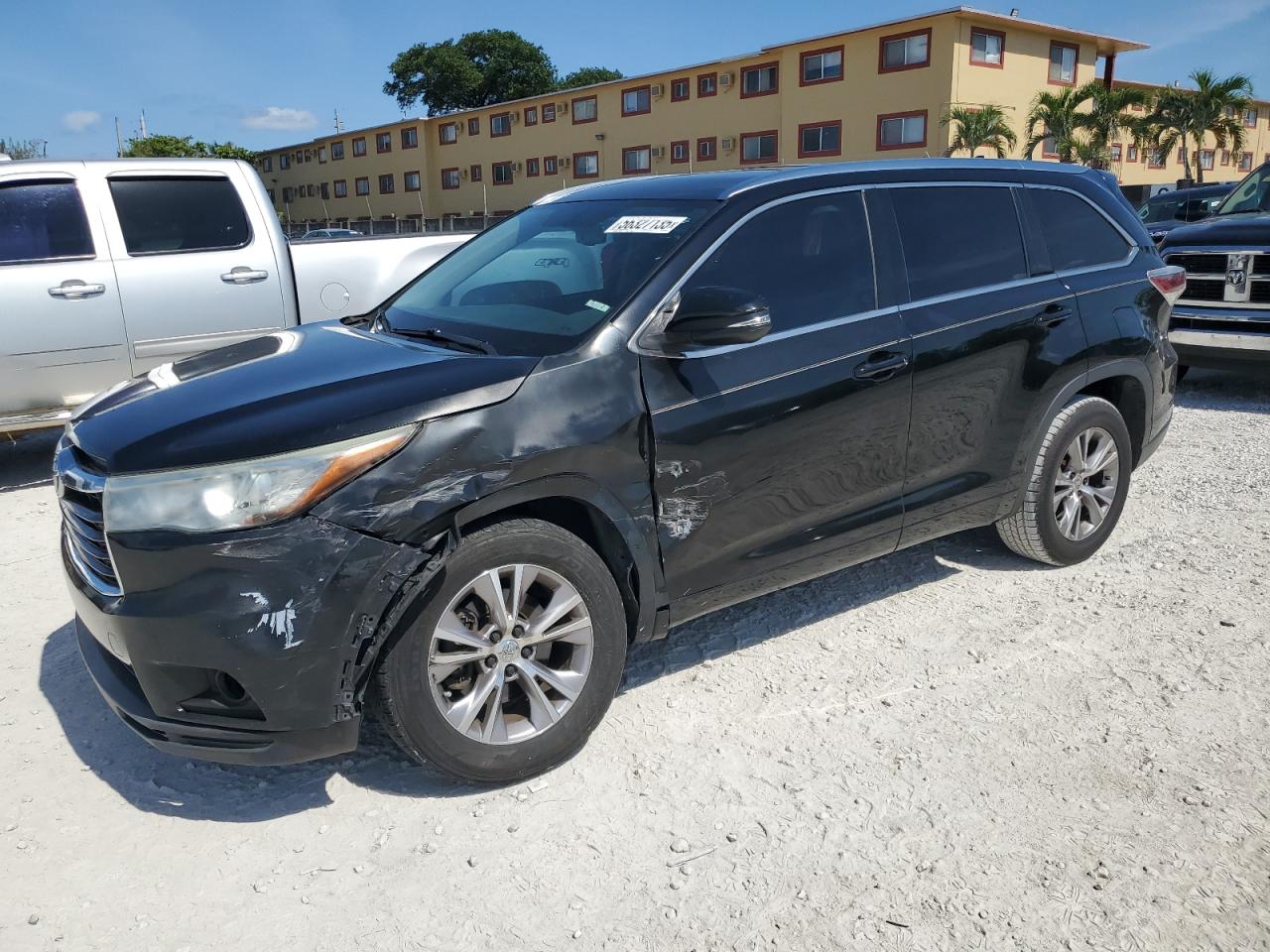 2015 Toyota Highlander Xle na sprzedaż w Opa Locka, FL - Front End