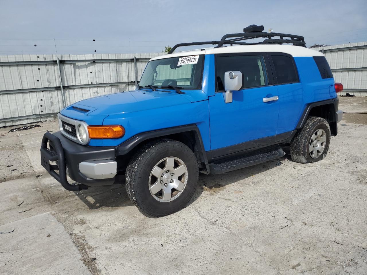 2007 Toyota Fj Cruiser for Sale in Walton, KY - Side