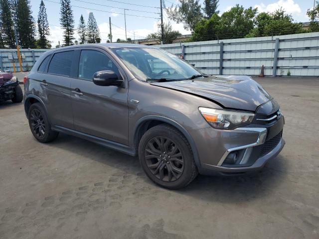  MITSUBISHI OUTLANDER 2018 Brown