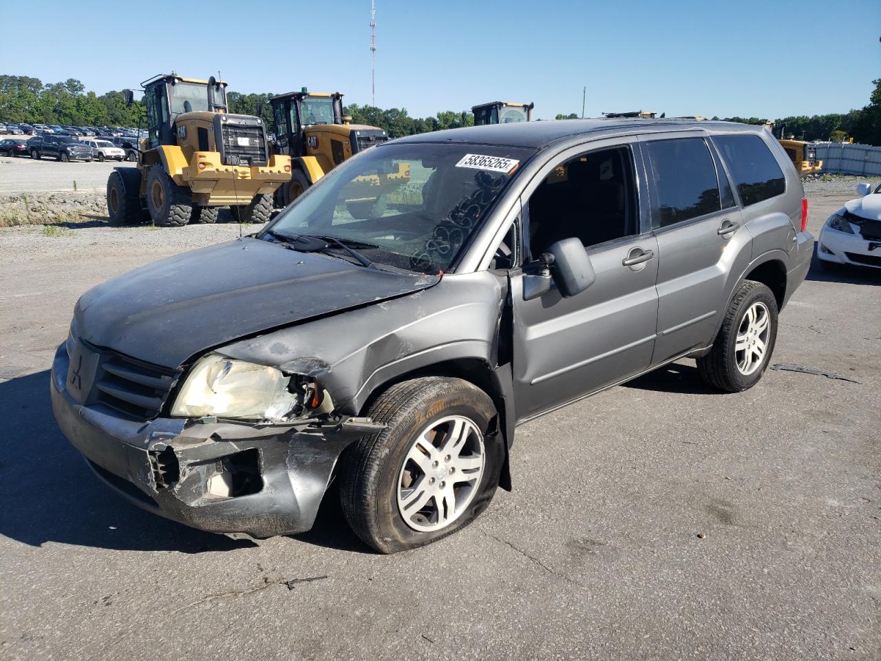 2004 Mitsubishi Endeavor Xls for Sale in Dunn, NC - Front End