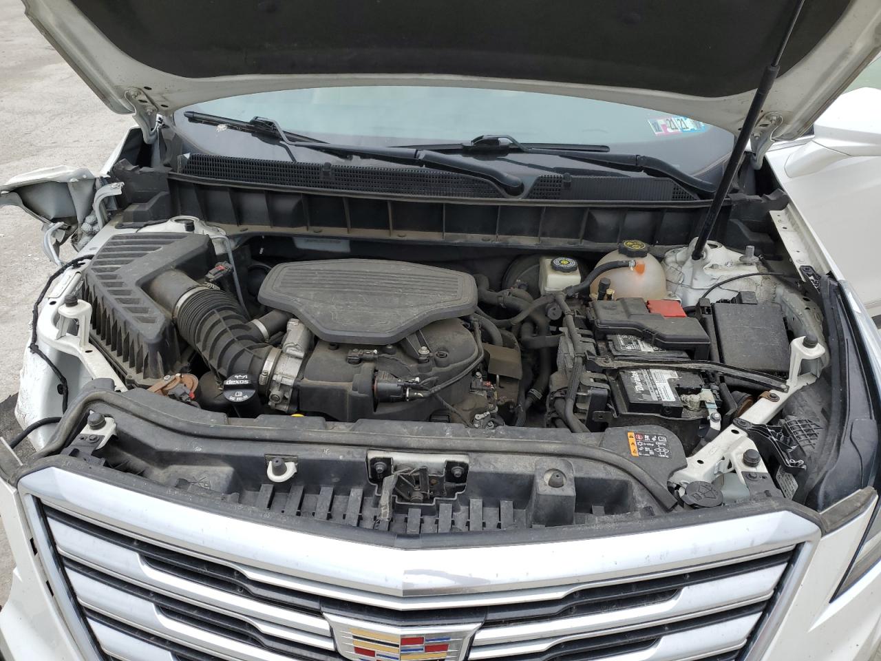 2017 Cadillac Xt5 Premium Luxury VIN: 1GYKNERSXHZ185106 Lot: 57912675