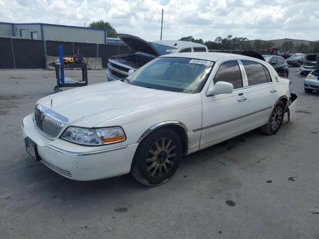 2006 Lincoln Town Car Signature
