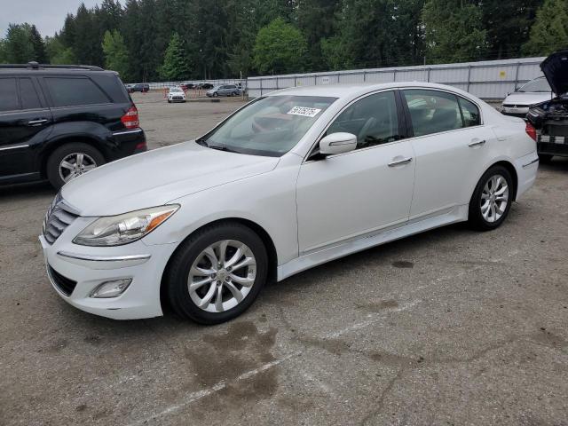 Sedans HYUNDAI GENESIS 2013 Biały