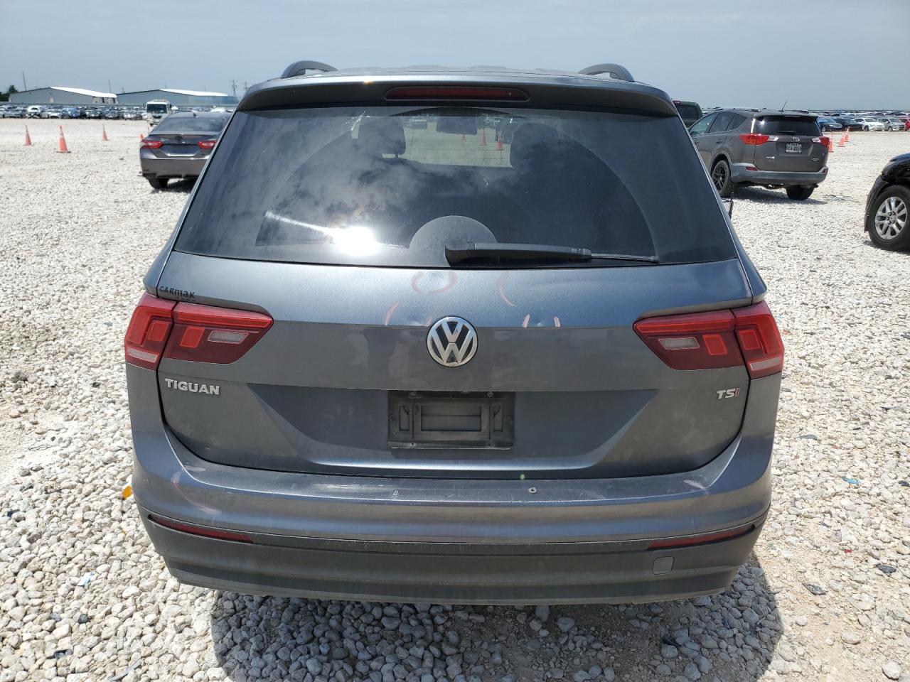 2018 Volkswagen Tiguan S VIN: 3VV1B7AX9JM068669 Lot: 56676365