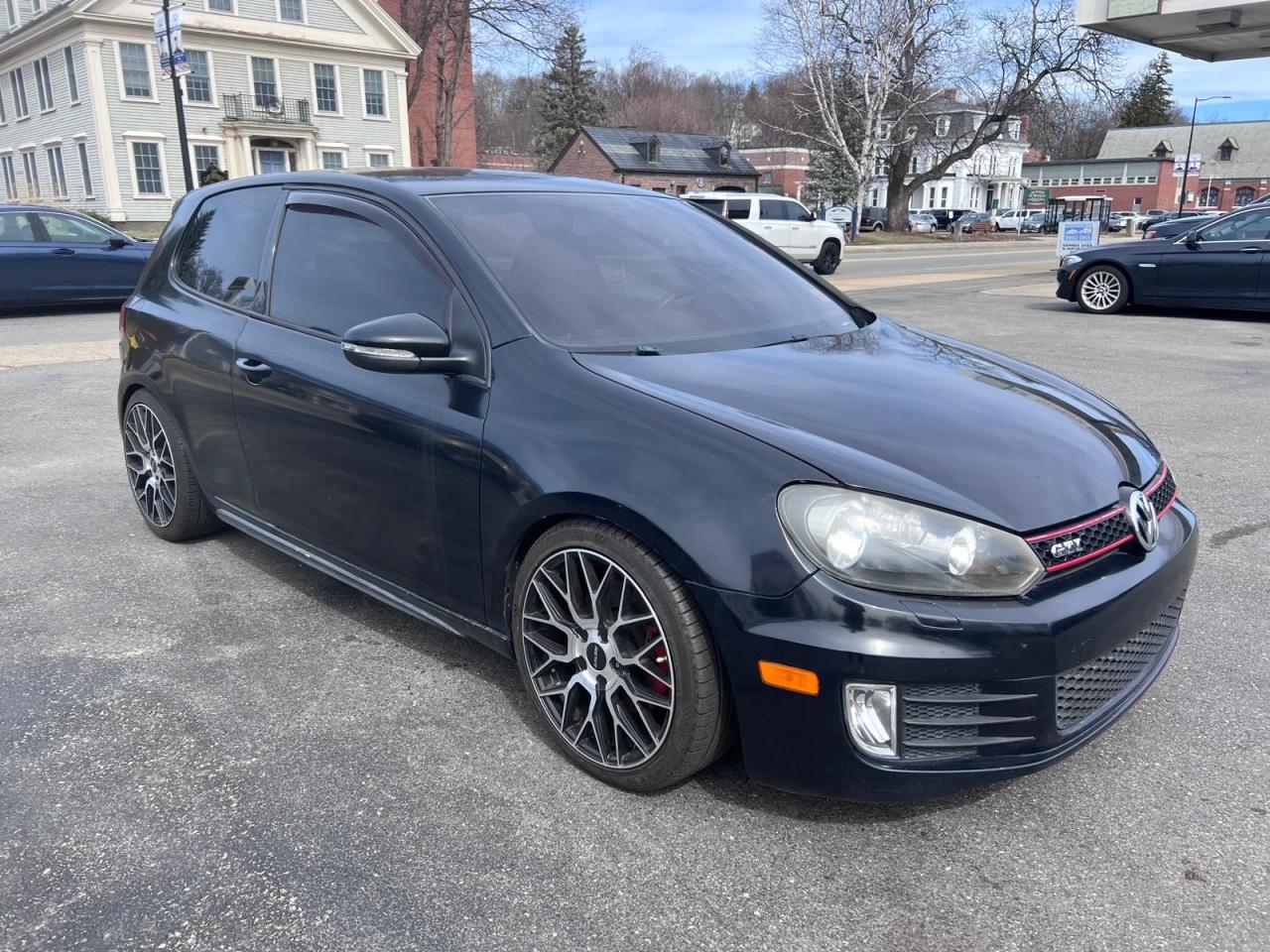 2011 Volkswagen Gti zu verkaufen in North Billerica, MA - Normal Wear