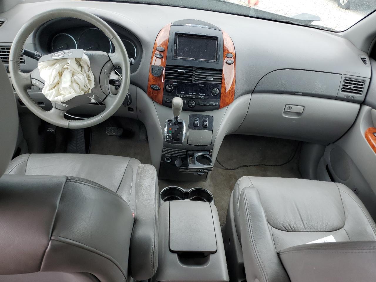 2010 Toyota Sienna Xle VIN: 5TDYK4CCXAS318698 Lot: 57364815