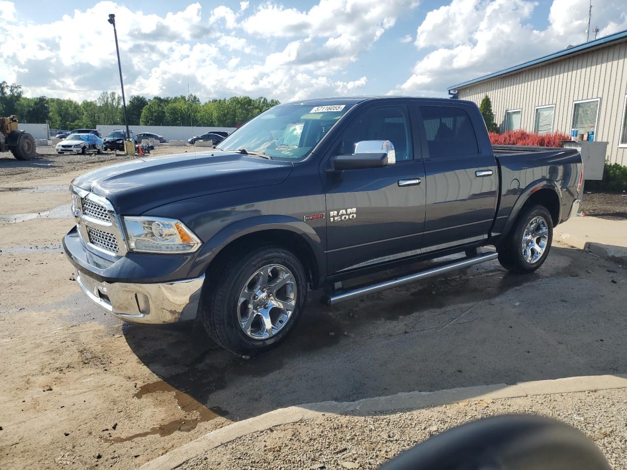 2016 Ram 1500 Laramie იყიდება Louisville-ში, KY - Front End