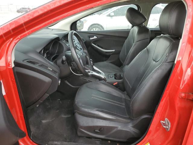 Hatchbacks FORD FOCUS 2014 Czerwony
