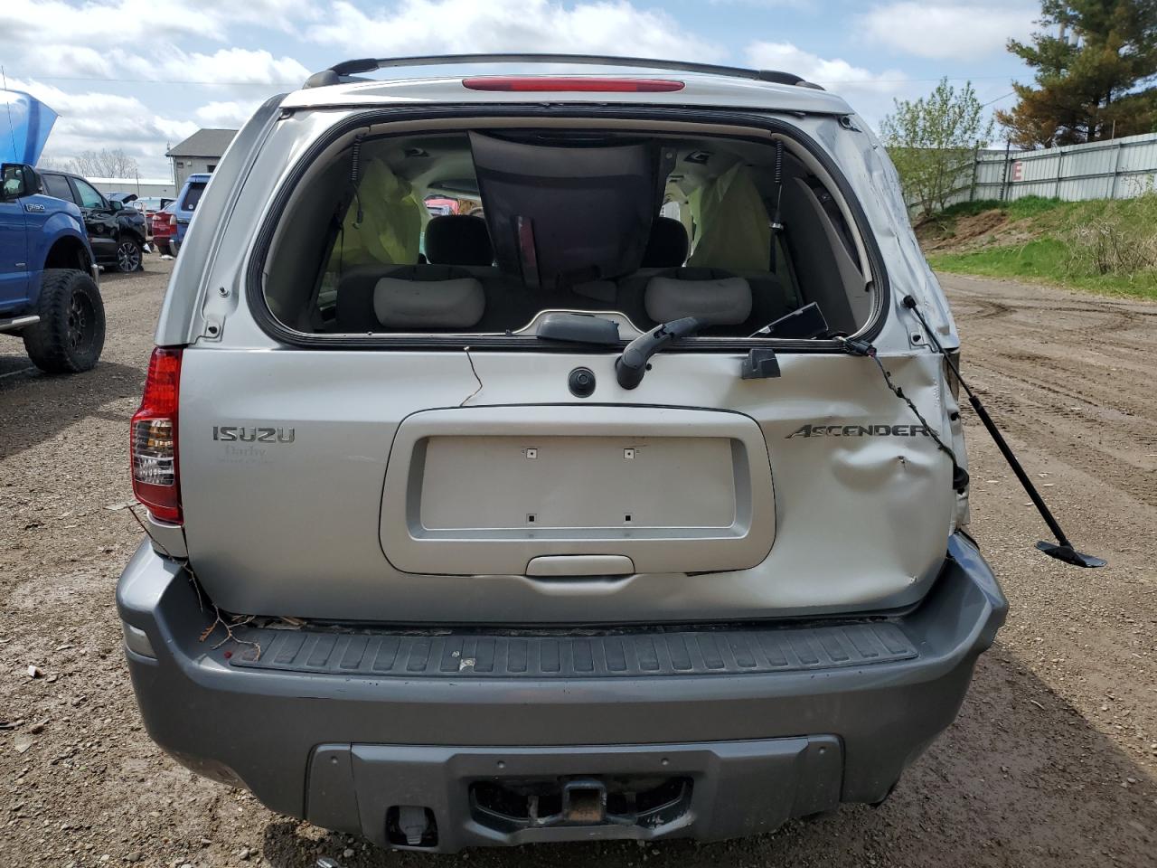 2008 Isuzu Ascender S VIN: 4NUDT13SX82701015 Lot: 50009205