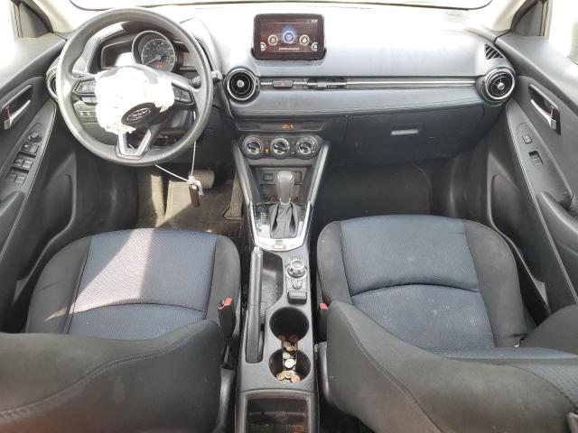  TOYOTA YARIS 2019 Srebrny