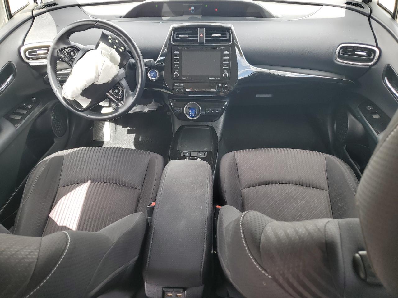 2021 Toyota Prius Prime Le VIN: JTDKAMFP5M3192991 Lot: 56768095
