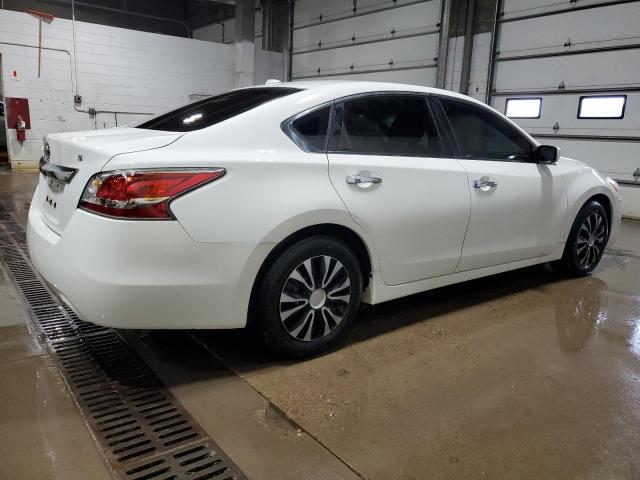 Sedans NISSAN ALTIMA 2015 White