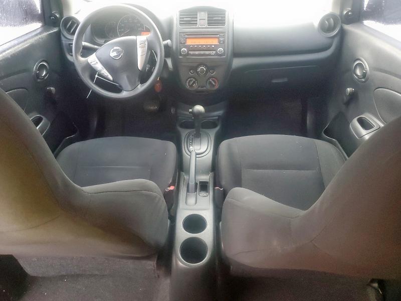  NISSAN VERSA 2015 Czarny