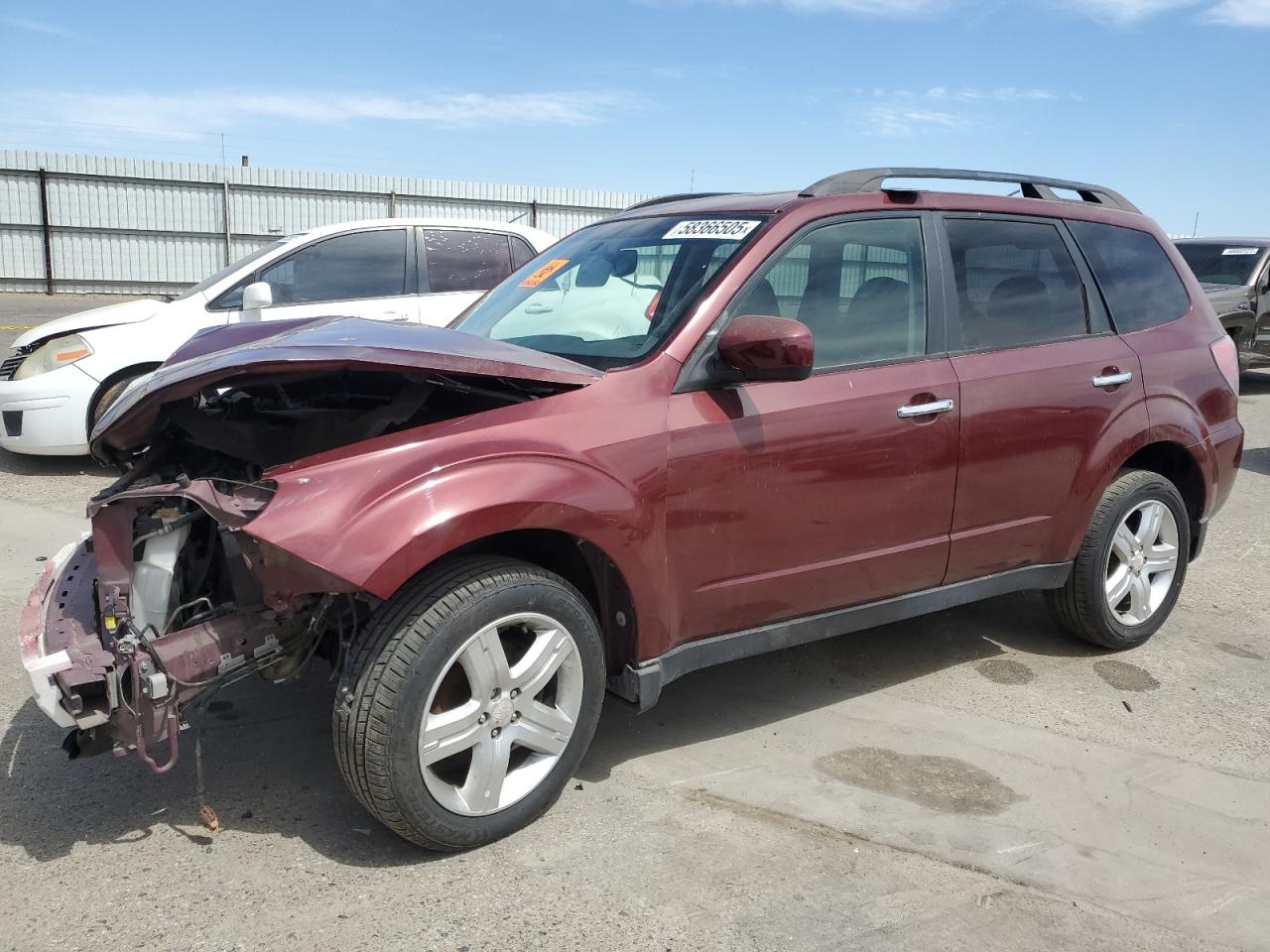 2009 Subaru Forester 2.5X Premium for Sale in Fresno, CA - Front End