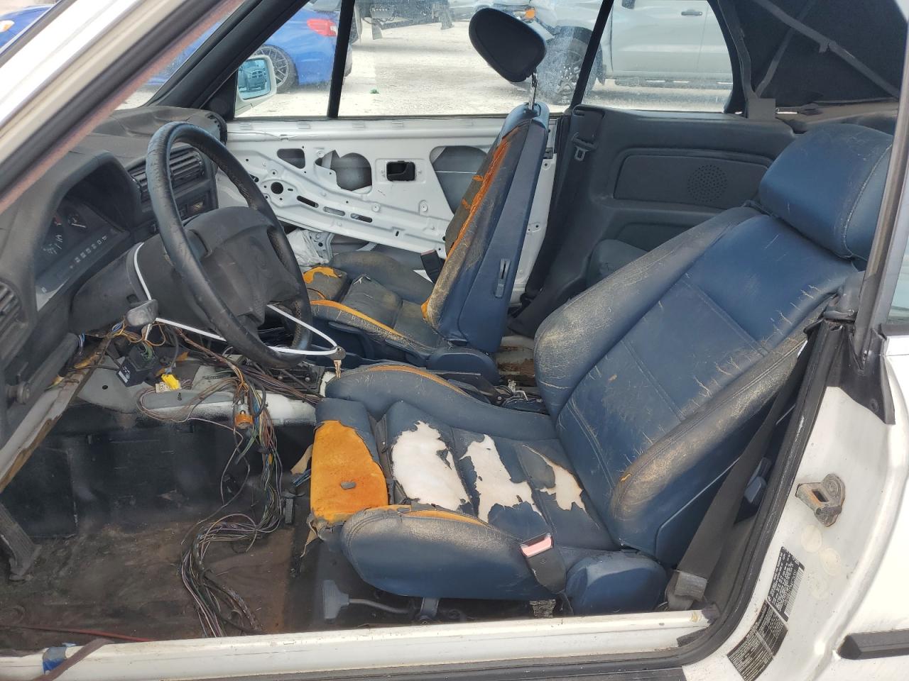1991 BMW 325 Ic Automatic VIN: WBABB2317MEC26337 Lot: 56911105