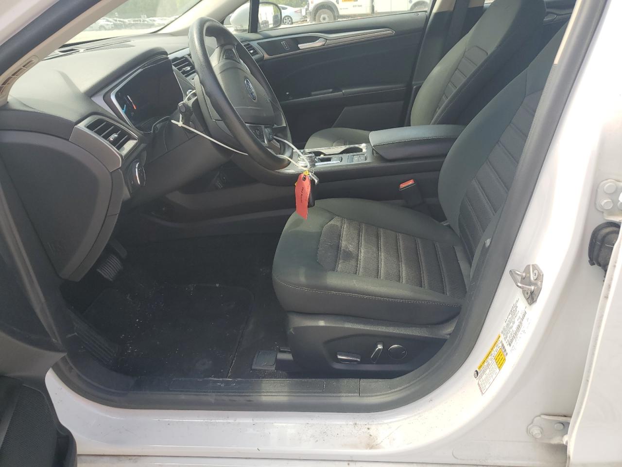 2019 Ford Fusion Se VIN: 3FA6P0LU0KR264011 Lot: 56827185