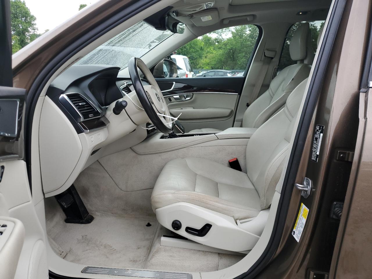 2016 Volvo Xc90 T6 VIN: YV4A22PK6G1032633 Lot: 56704495