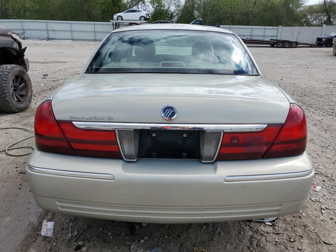 2004 Mercury Grand Marquis Gs VIN: 2MEFM74W94X601693 Lot: 56303935