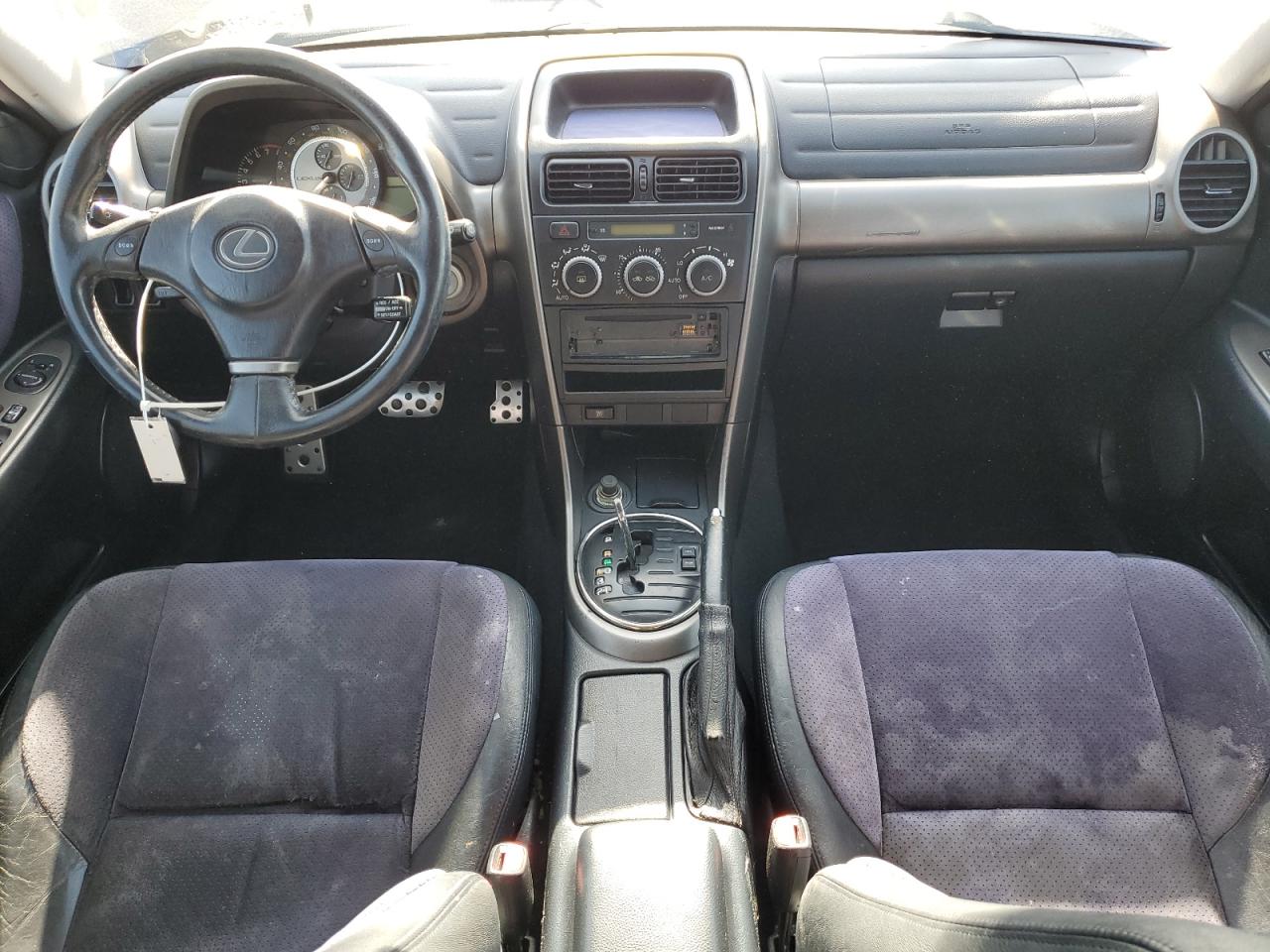 2001 Lexus Is 300 VIN: JTHBD182X10028350 Lot: 57516405