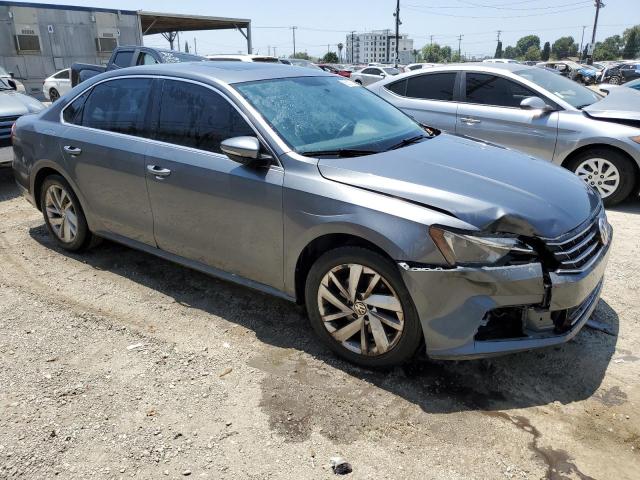  VOLKSWAGEN PASSAT 2018 Szary