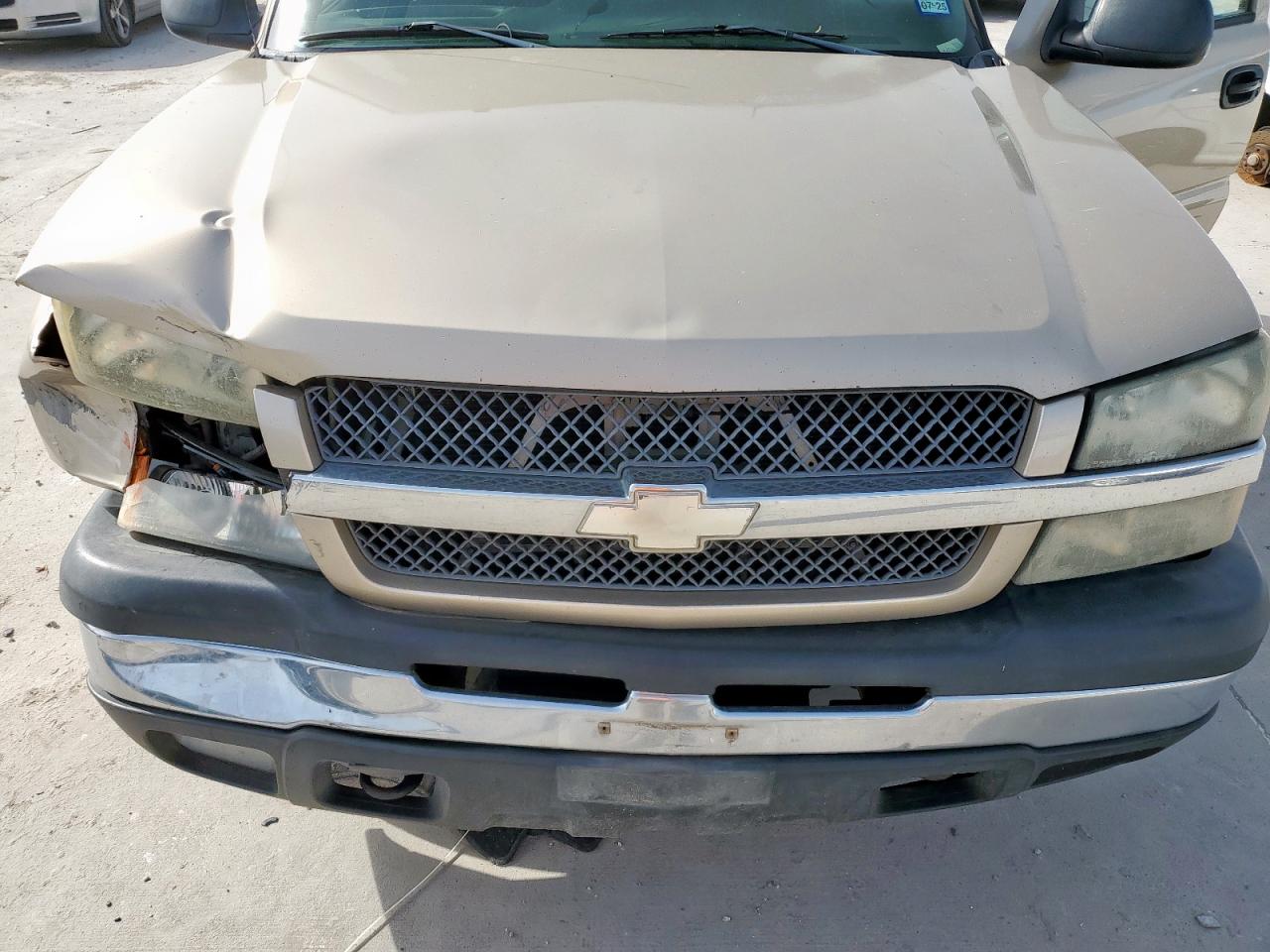 2004 Chevrolet Silverado C1500 VIN: 2GCEC13T241283830 Lot: 56698305