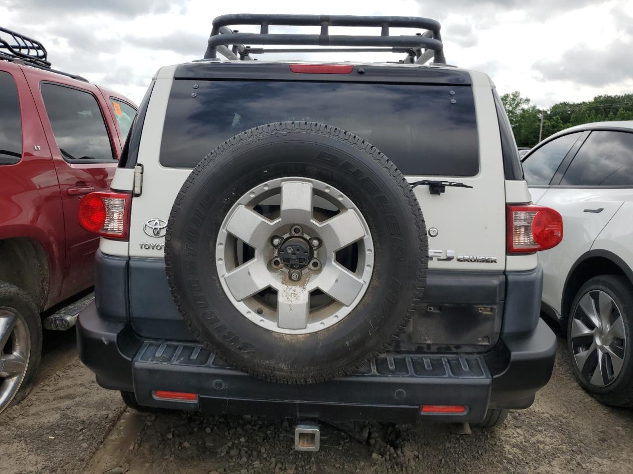 2010 Toyota Fj Cruiser VIN: JTEZU4BF0AK010615 Lot: 56100825