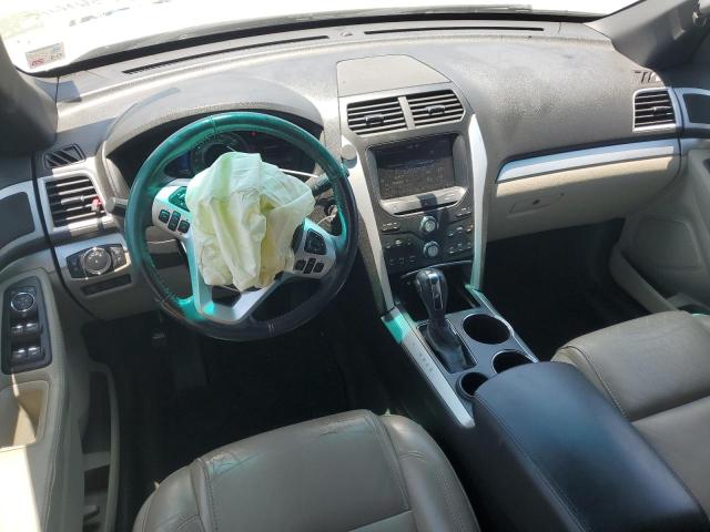 Parquets FORD EXPLORER 2013 Biały
