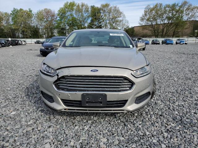 Sedans FORD FUSION 2015 Srebrny