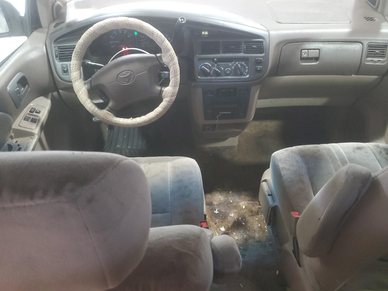 2000 Toyota Sienna Le VIN: 4T3ZF13C6YU210501 Lot: 56510955