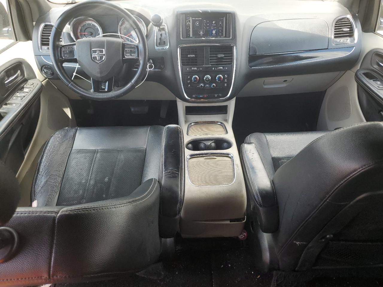 2017 Dodge Grand Caravan Sxt VIN: 2C4RDGCG6HR557428 Lot: 56324225